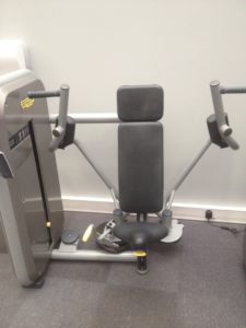 pectoral technogym element