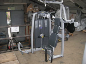 vertical traction Technogym Selection