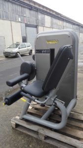 leg extension technogym element 4